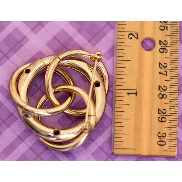 Vintage Multi Rings Intricate Gold Tone Brooch - V13 - Picture 2 of 2